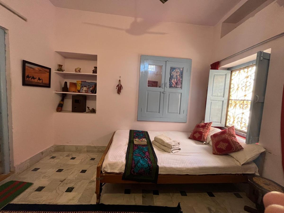 Hostel Marigold Home Stay Džaisalmér Pokoj fotografie